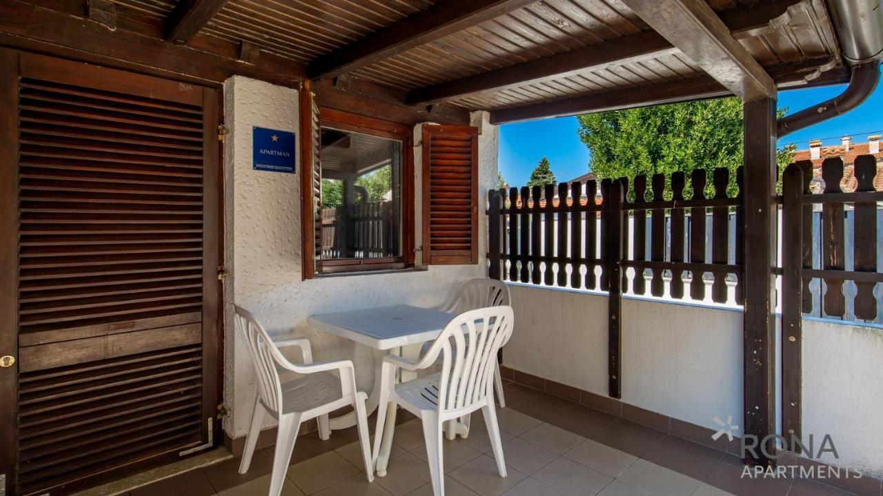 Rona Holiday Home Ana Poreč Exterior foto